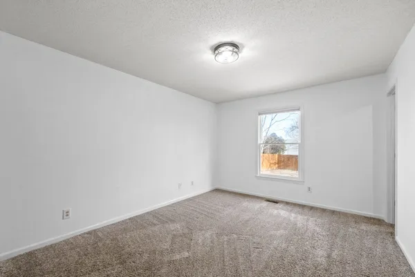 $1,650 | 1875 Needmore Road, Clarksville, TN 37042