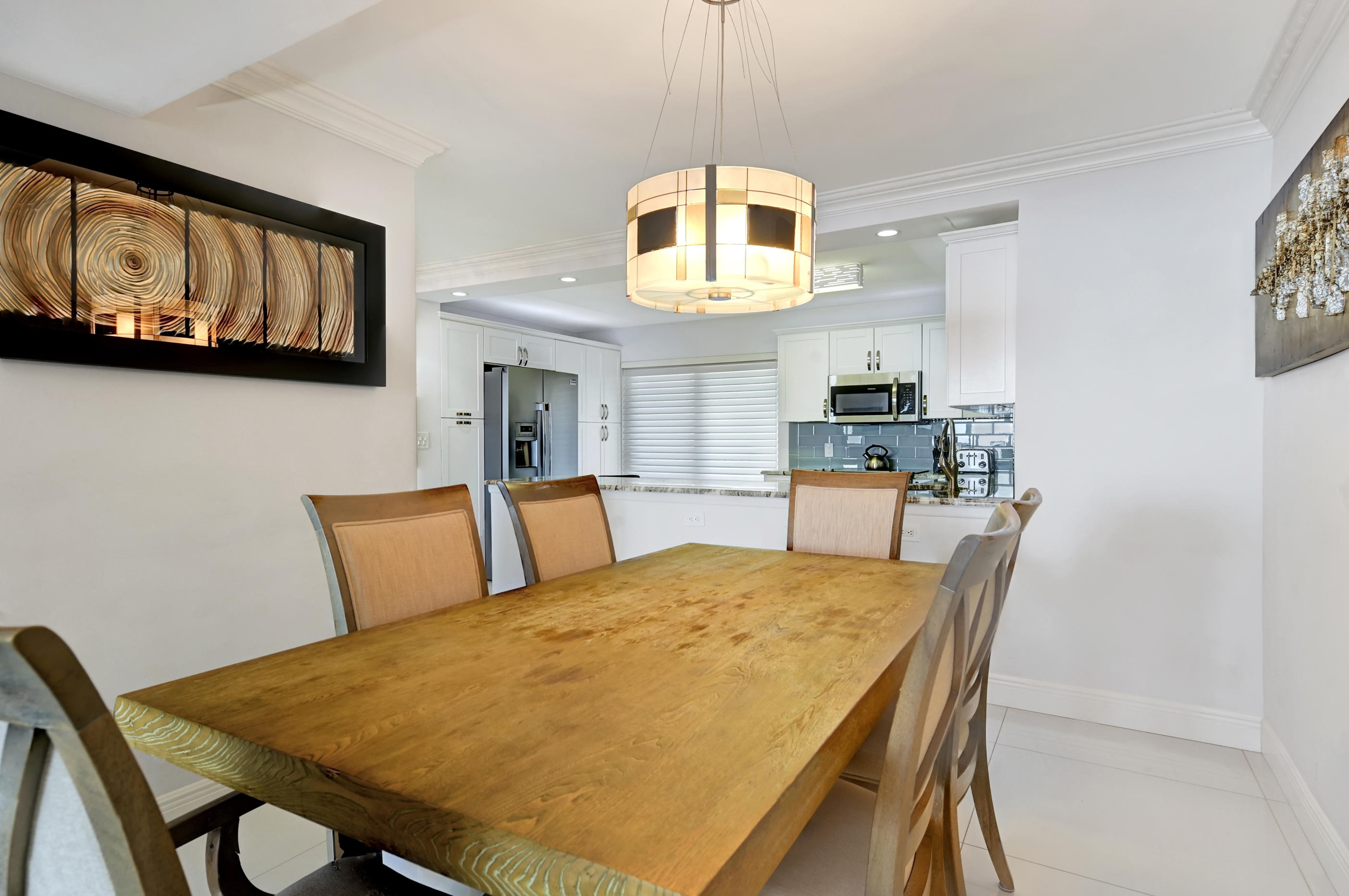 3000 South Ocean Boulevard, Unit 804 Boca Raton, FL 33432 - Photo 7 of 18 Dining Room/Kitchen