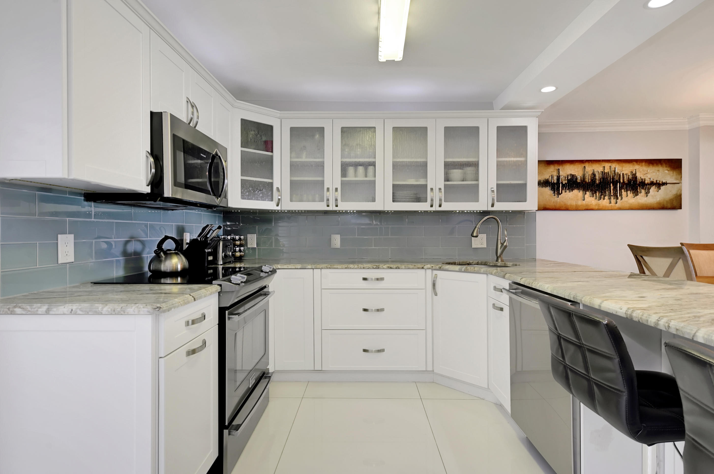 3000 South Ocean Boulevard, Unit 804 Boca Raton, FL 33432 - Photo 10 of 18 Kitchen