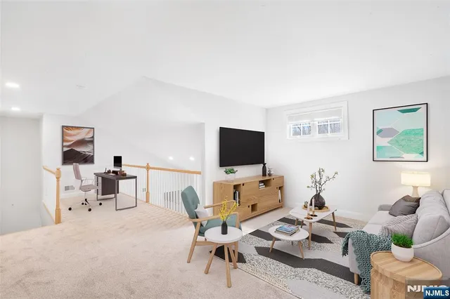 $3,850 | 1100 Sterling Drive, Unit 709, Franklin Lakes, NJ 07417