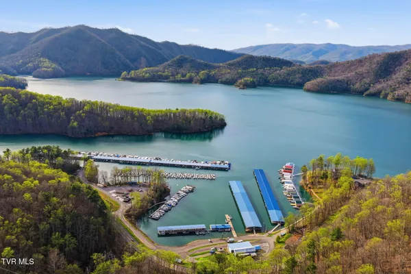 $509,200 | 1570 Highway 321, Hampton, TN 37658