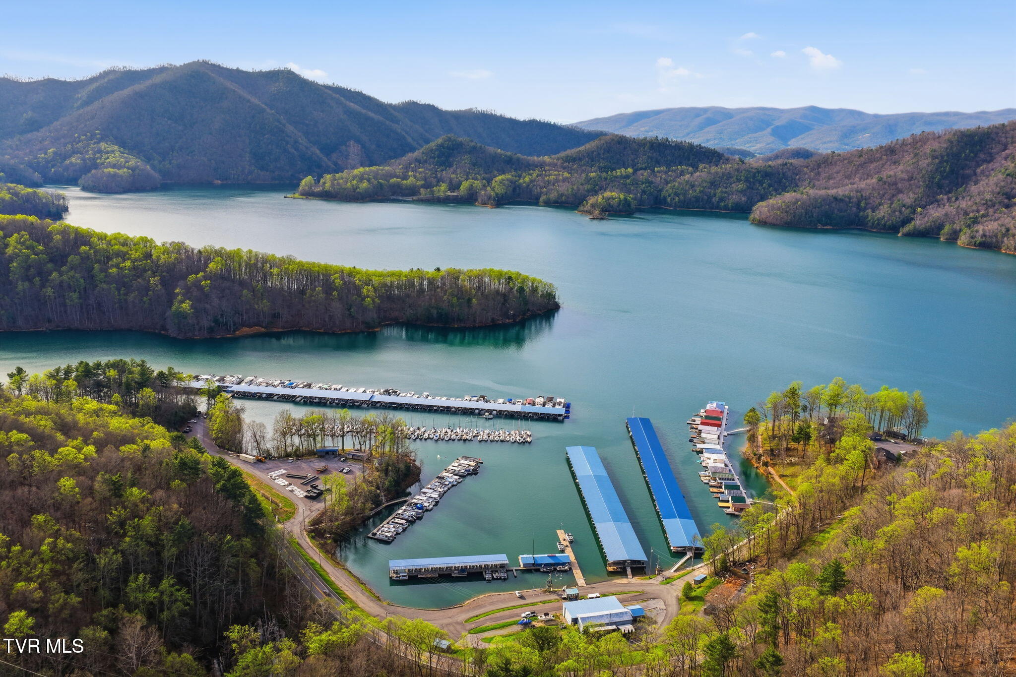 1570 Highway 321 Hampton, TN 37658 - Photo 9 of 10 9-web-or-mls-009_DJI_20260406181047_0595