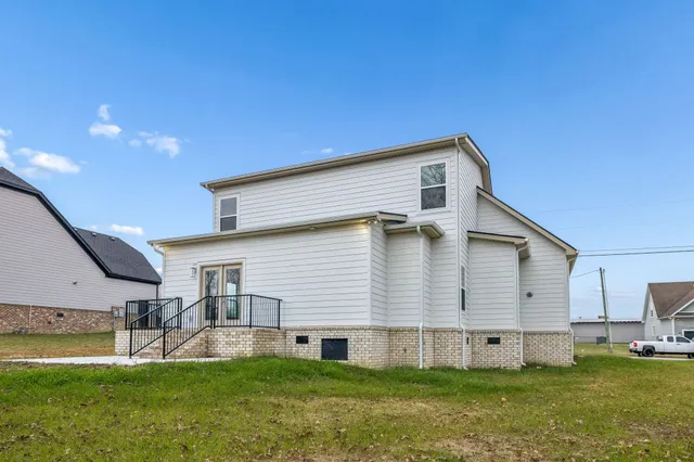 a house view with a outdoor space