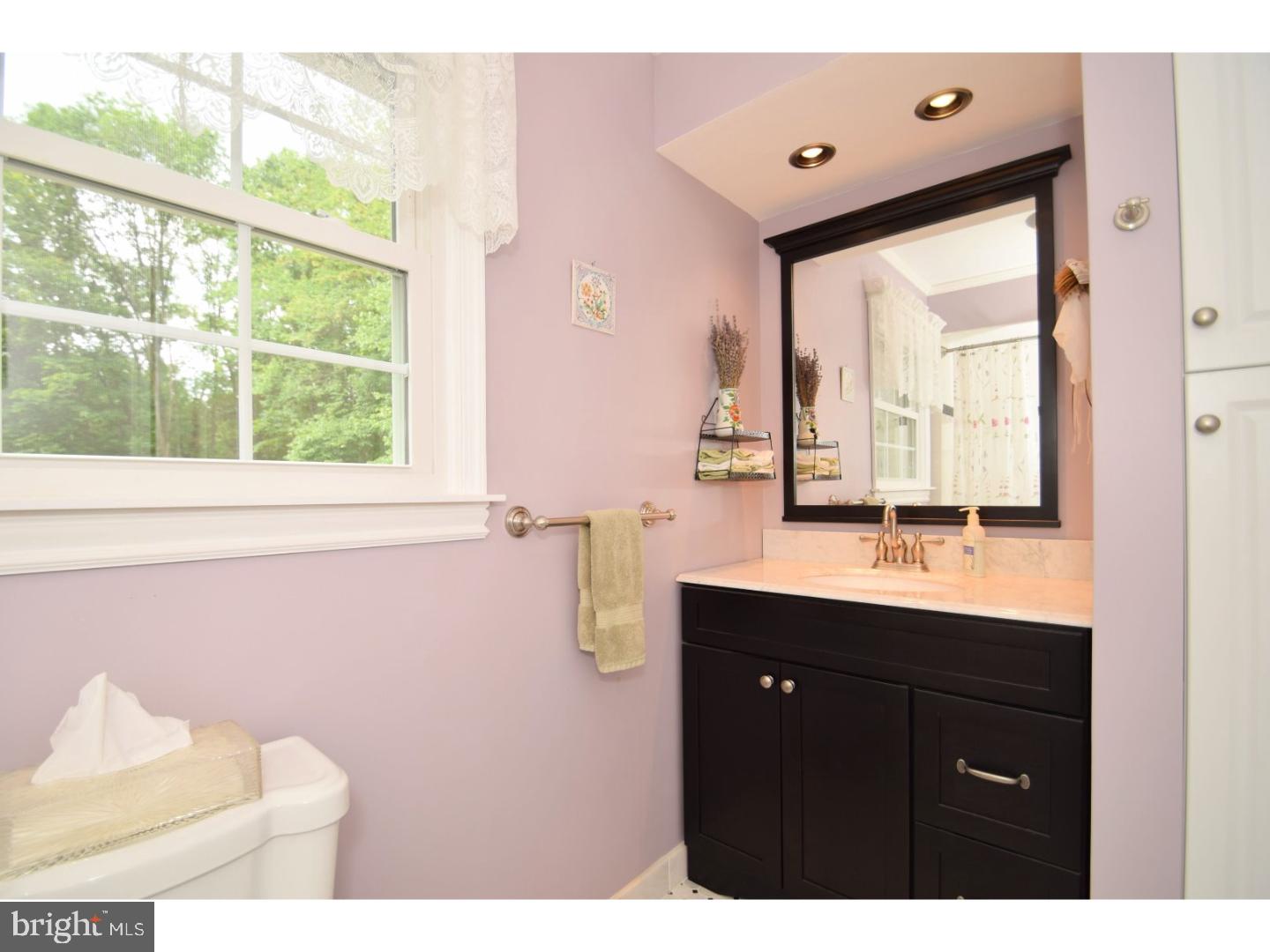 860 Store Road Harleysville, PA 19438 - Photo 18 of 25 Bathroom