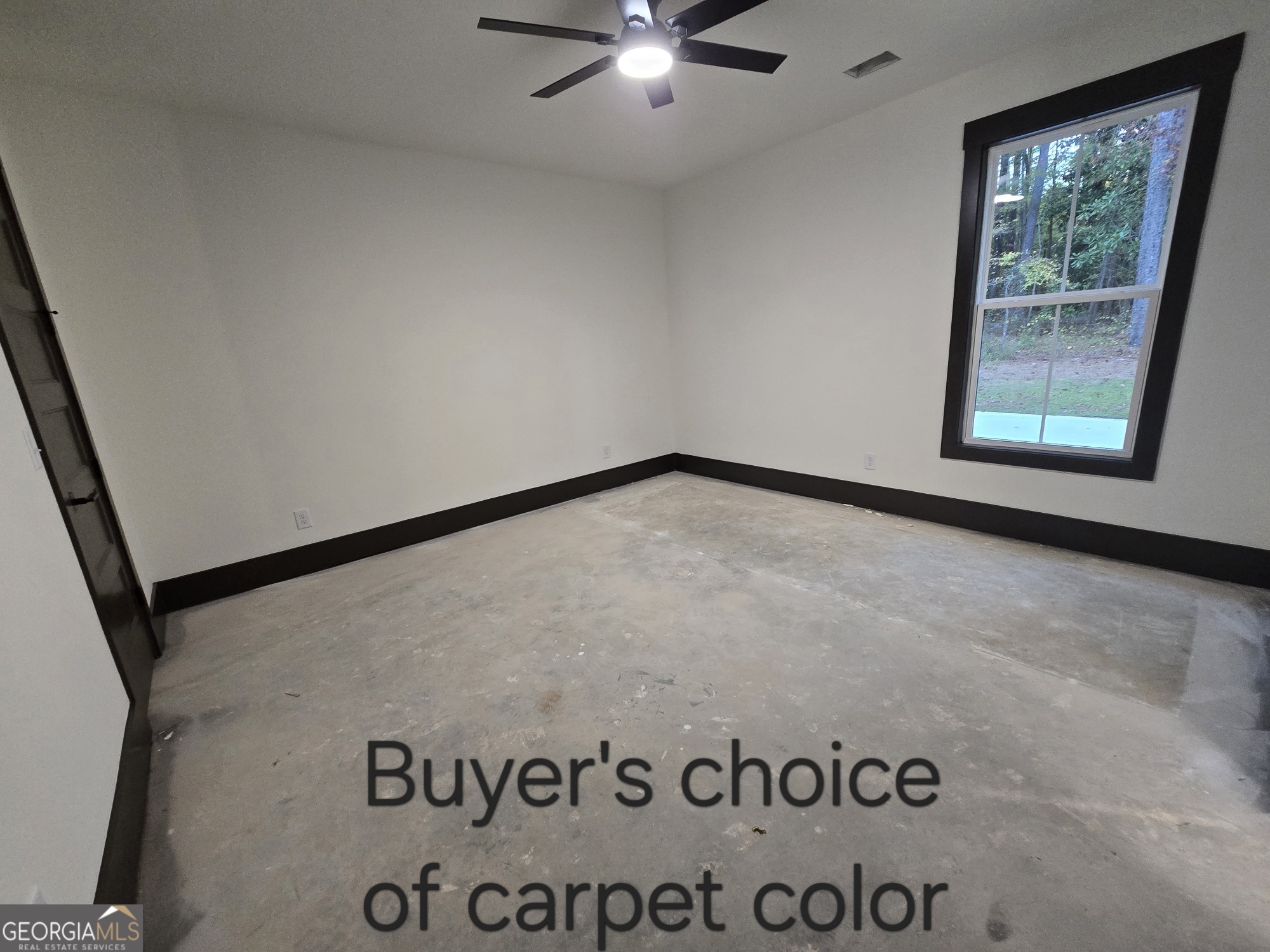 2043 Fischer Road Sharpsburg, GA 30277 - Photo 38 of 51 a view of an empty room