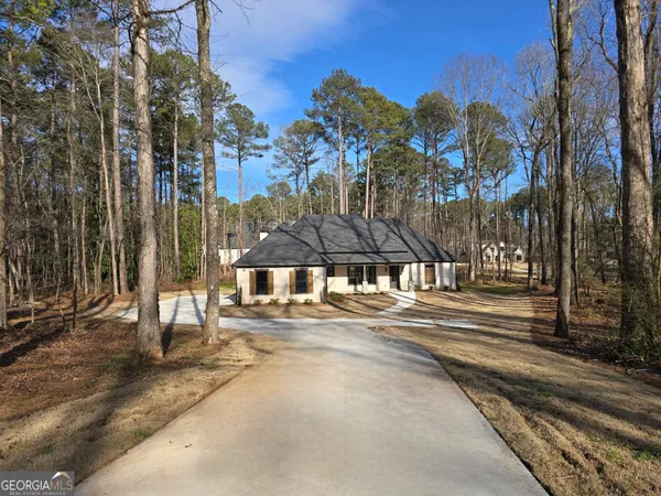 $825,000 | 2043 Fischer Road, Sharpsburg, GA 30277