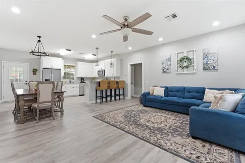 $192,500 | 1110 Nelson Street, Vinton, LA 70668