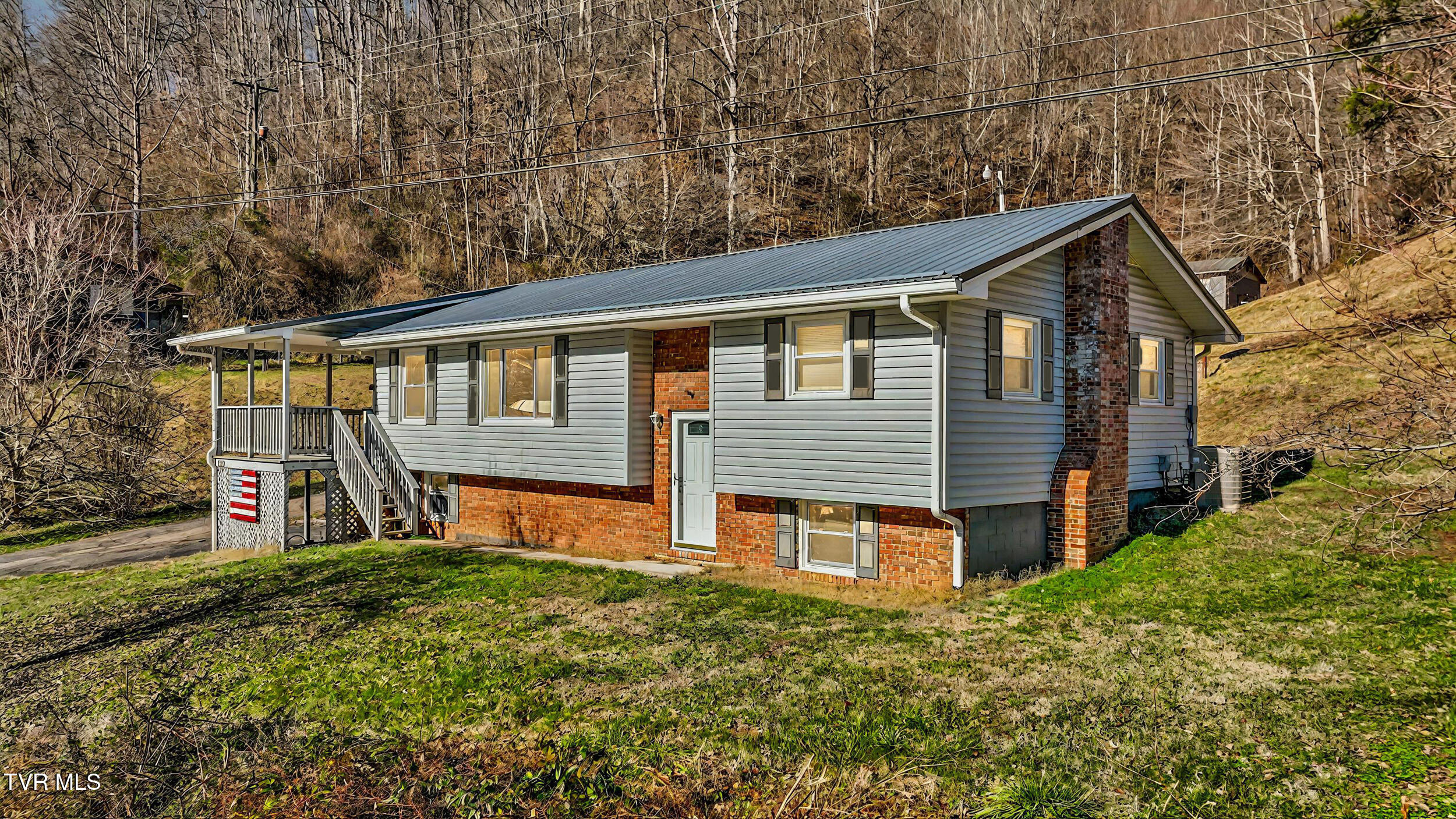 1290 Fairview Road Duffield, VA 24244 - Photo 1 of 49 1_f21d1082-4b25-43d5-927a-20a26abbc2cf