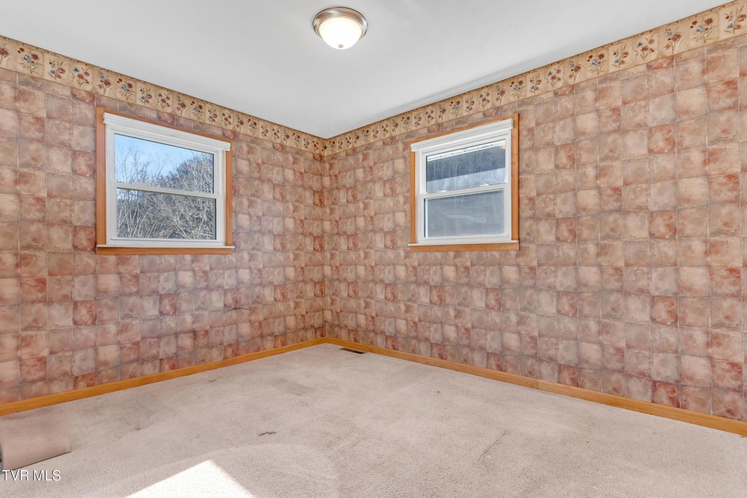 1290 Fairview Road Duffield, VA 24244 - Photo 24 of 49 27_baa81265-94cf-4a0c-9eb5-99a4ca866b4d