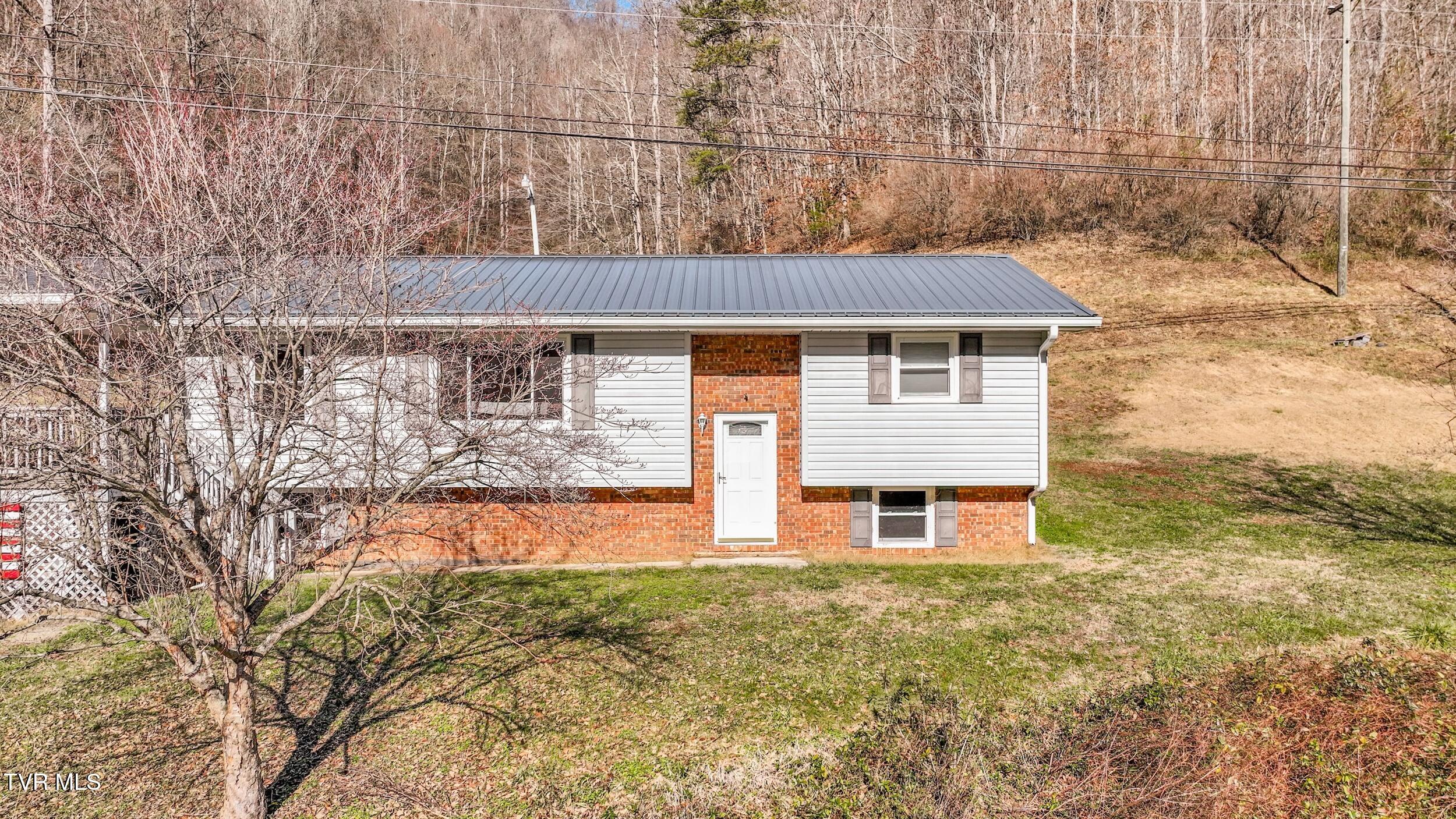 1290 Fairview Road Duffield, VA 24244 - Photo 38 of 49 4_dji_0249