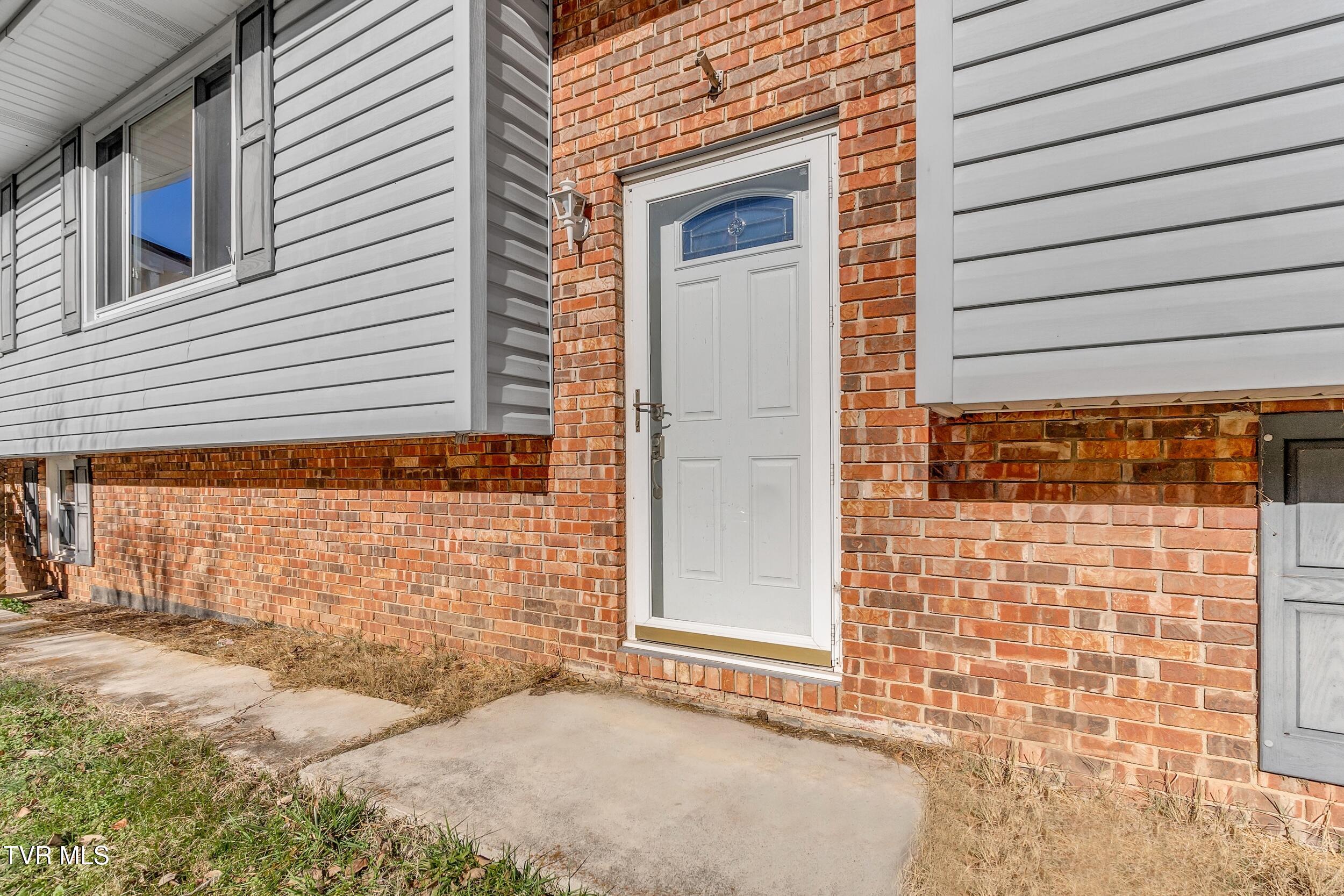 1290 Fairview Road Duffield, VA 24244 - Photo 49 of 49 5_arw06435