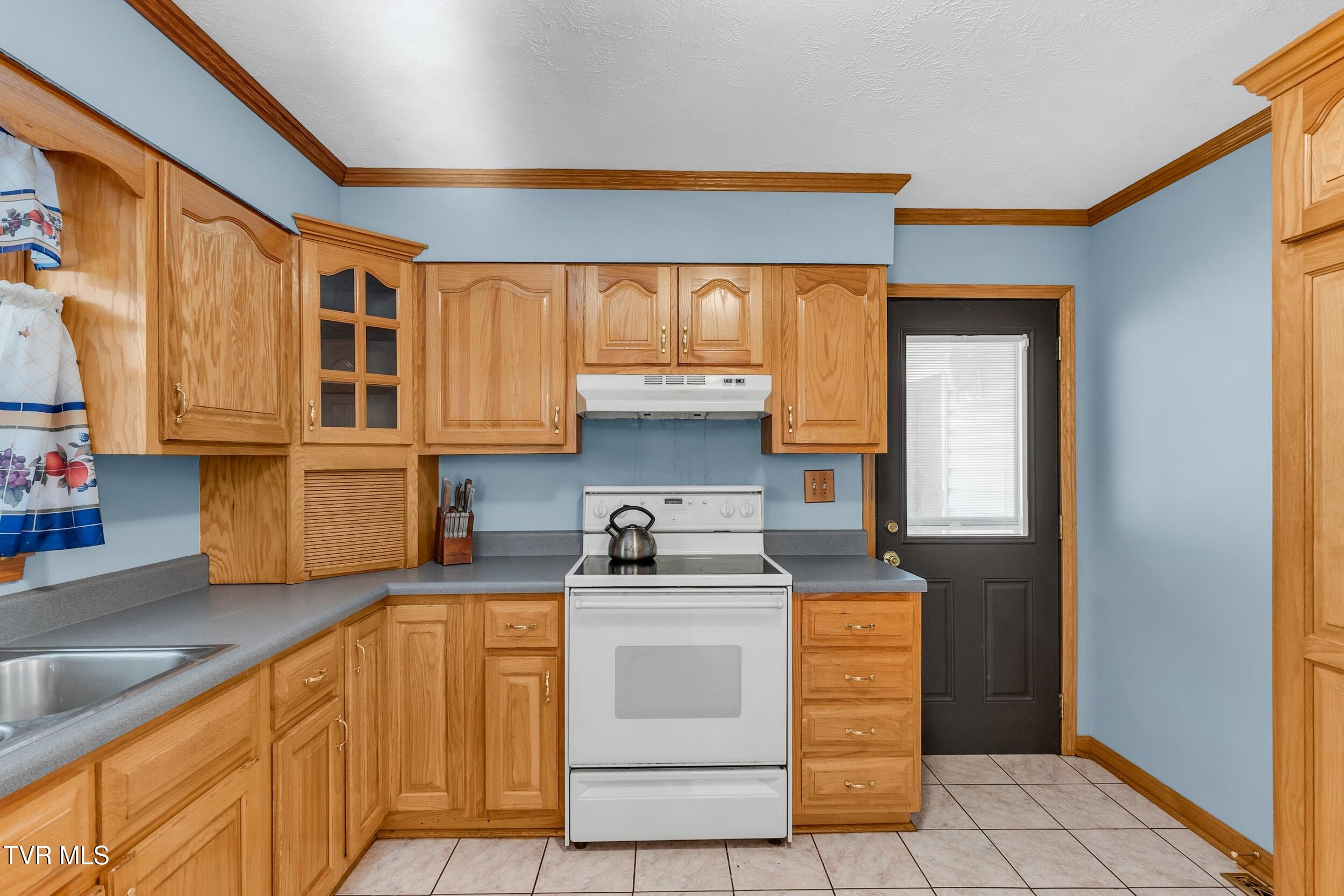 1290 Fairview Road Duffield, VA 24244 - Photo 6 of 49 13_arw06465
