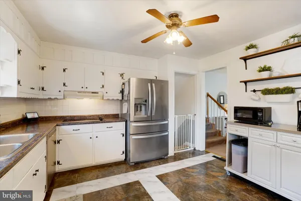$305,000 | 1890 North Drive, York, PA 17408