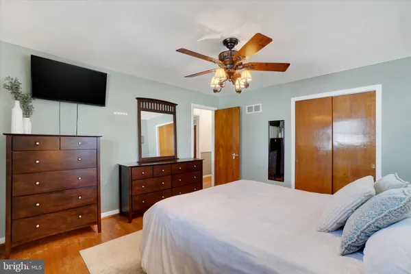 $305,000 | 1890 North Drive, York, PA 17408