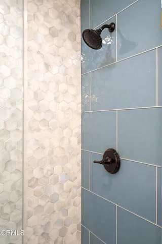 $899,000 | 2947 Harbor Boulevard, Oxnard, CA 93035