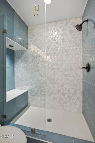 $899,000 | 2947 Harbor Boulevard, Oxnard, CA 93035