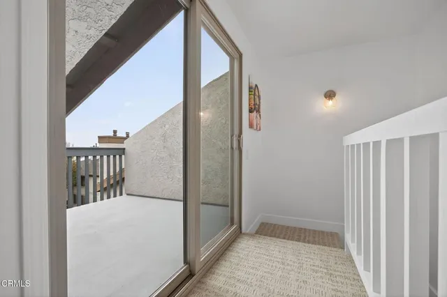 $899,000 | 2947 Harbor Boulevard, Oxnard, CA 93035