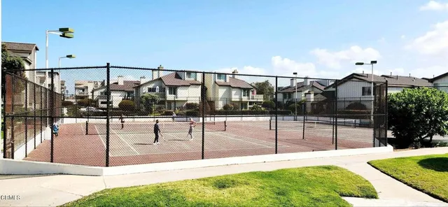 $899,000 | 2947 Harbor Boulevard, Oxnard, CA 93035