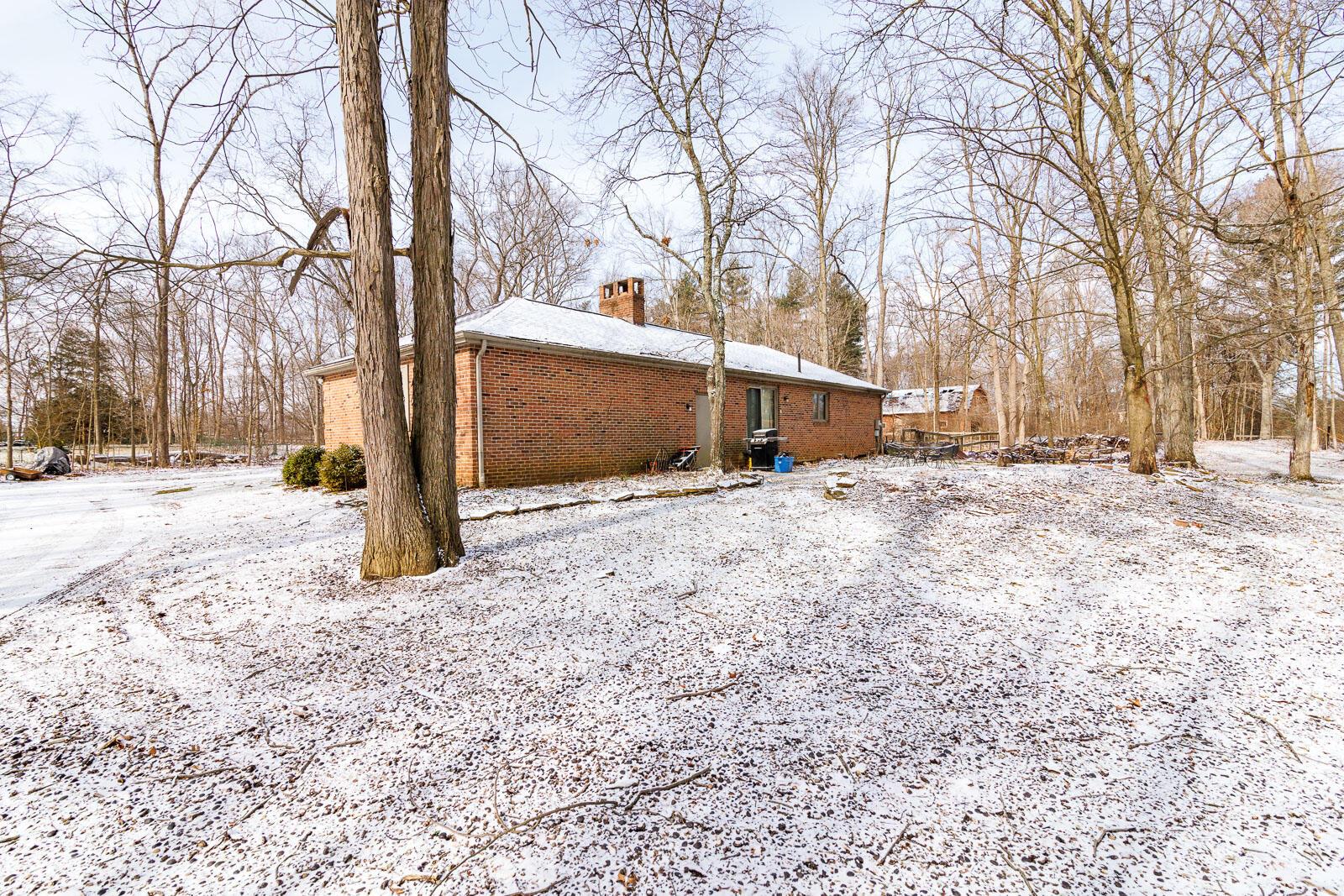 2414 Carriage Road Powell, OH 43065 - Photo 15 of 46 2414 Carriage-15