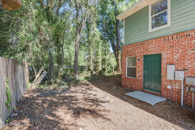 $1,200 | 233 Milray Lane, Gulfport, MS 39507