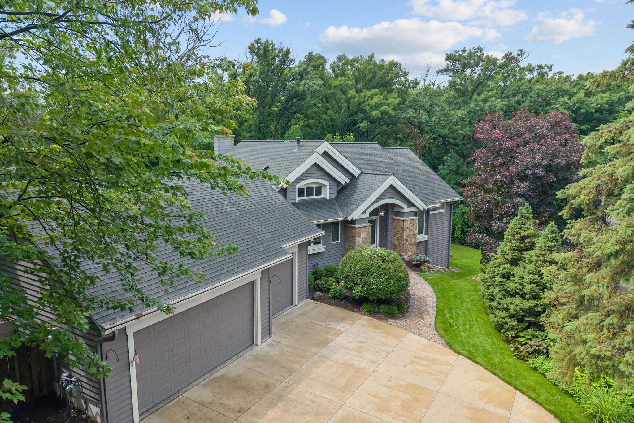 2700 Ashbourne Road Minnetonka, MN 55391 - Photo 5 of 66