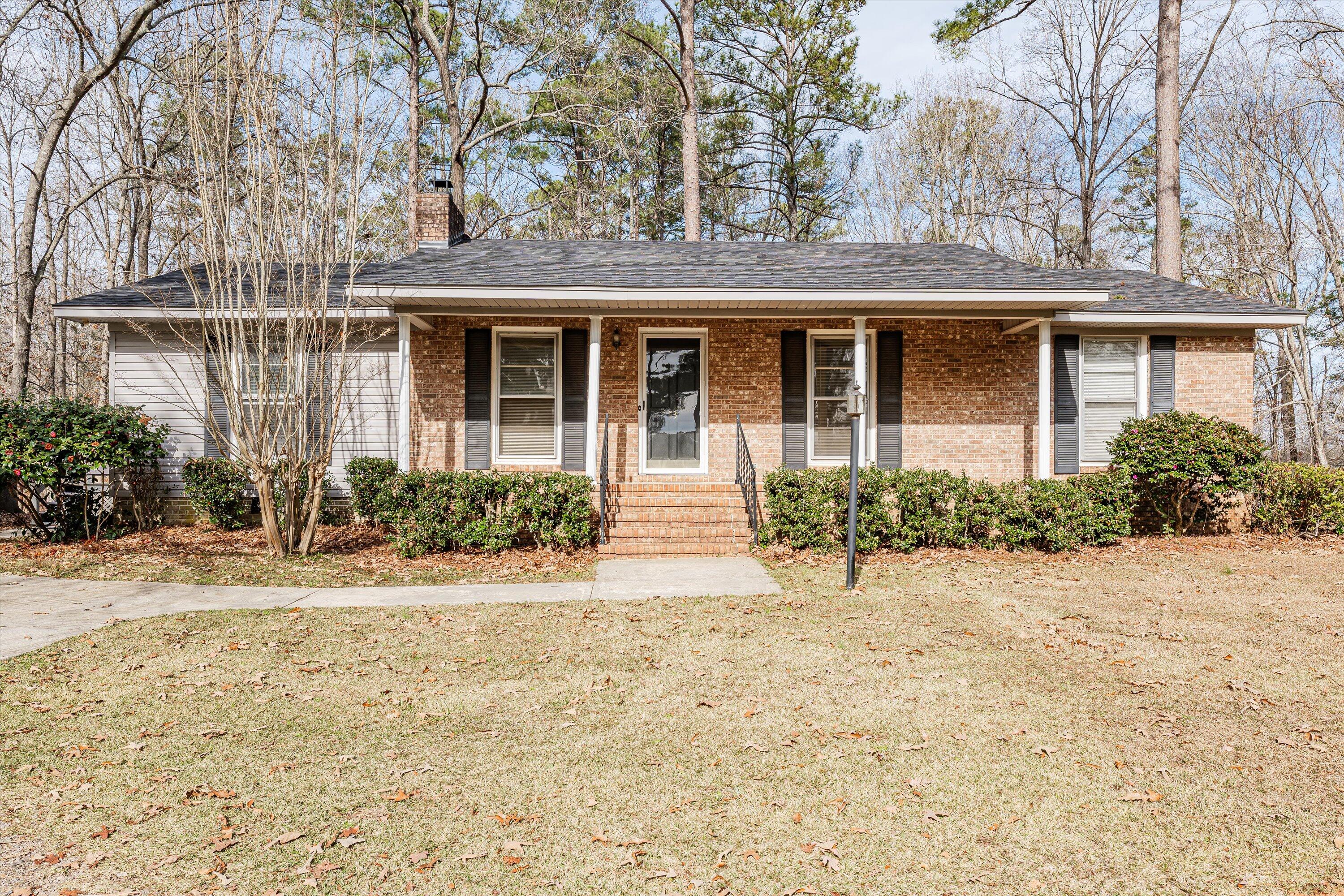 13 Country Place Road Edgefield, SC 29824 - Photo 3 of 41