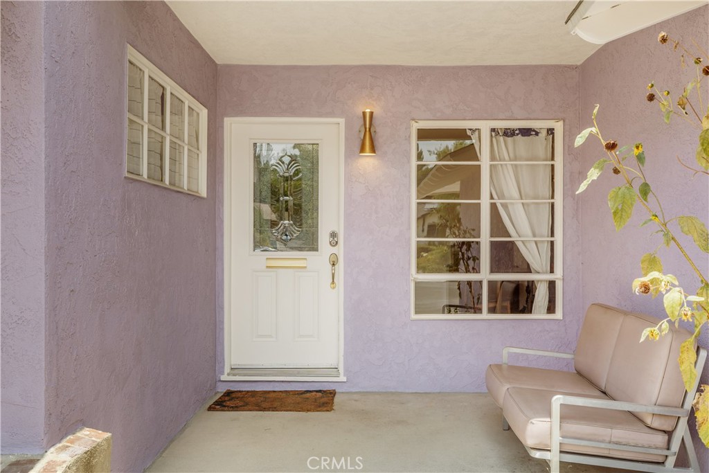 7129 Samoa Place Tujunga, CA 91042 - Photo 7 of 29