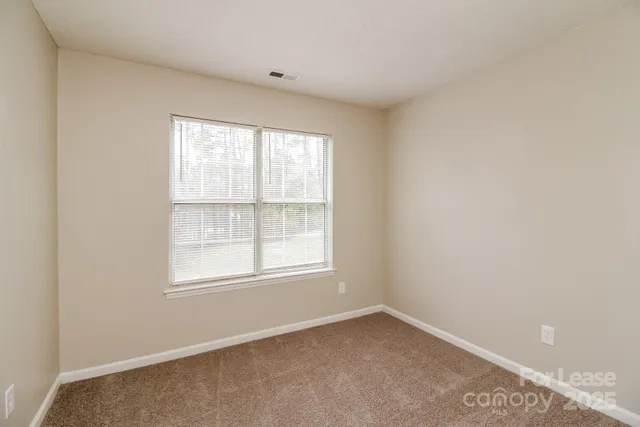 $2,070 | 1729 Sugar Hollow Drive, Charlotte, NC 28214