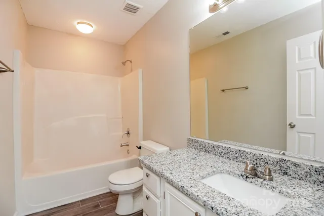 $2,070 | 1729 Sugar Hollow Drive, Charlotte, NC 28214