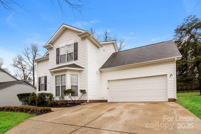 $2,070 | 1729 Sugar Hollow Drive, Charlotte, NC 28214