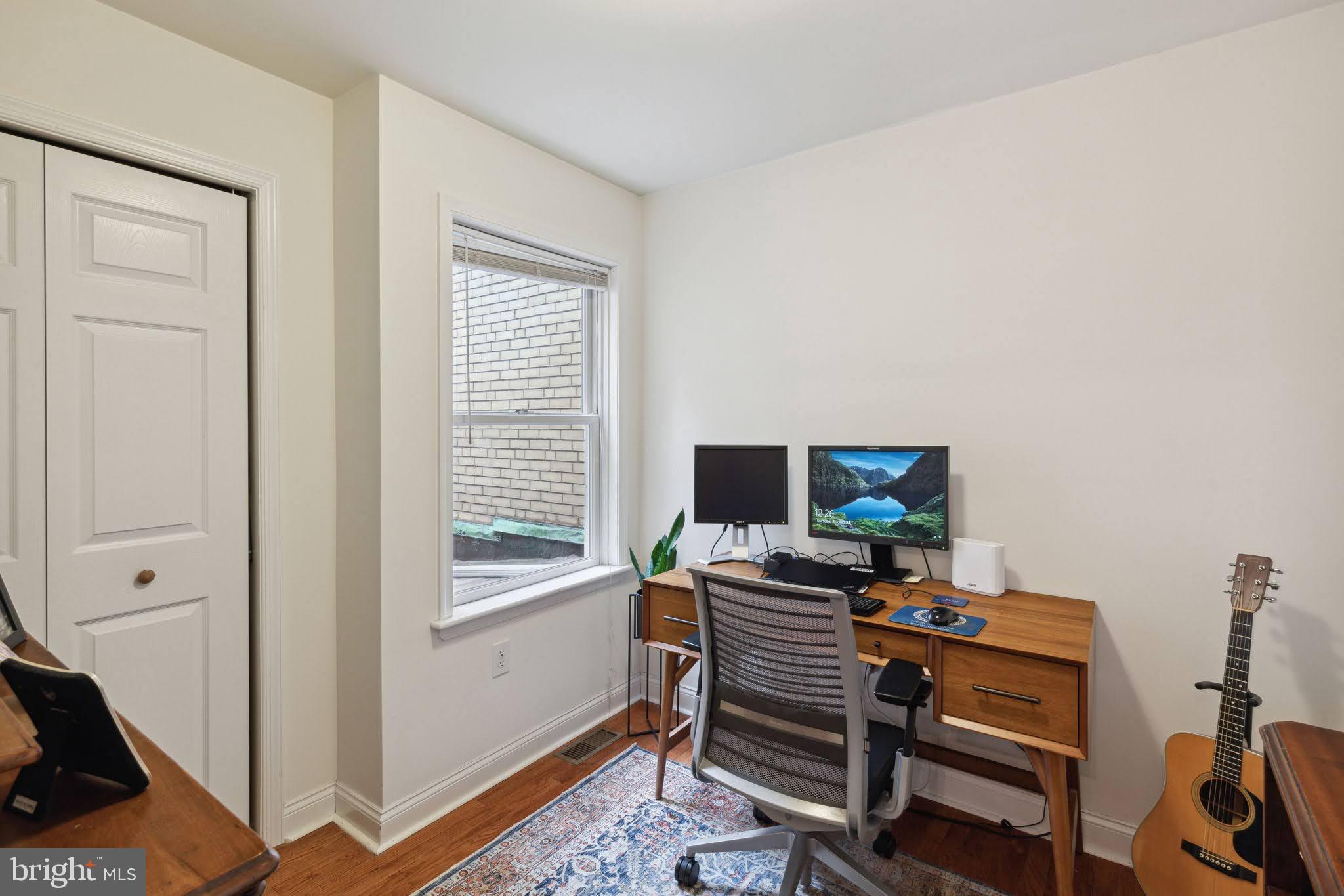 3634 Stanton Street Philadelphia, PA 19129 - Photo 19 of 25 2nd floor middle