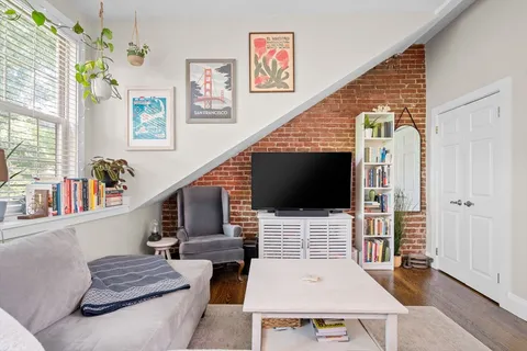 $599,000 | 46 East Springfield Street, Unit 5, Boston, MA 02118