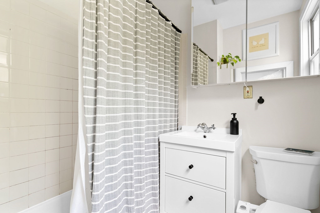 46 East Springfield Street, Unit 5 Boston, MA 02118 - Photo 13 of 28