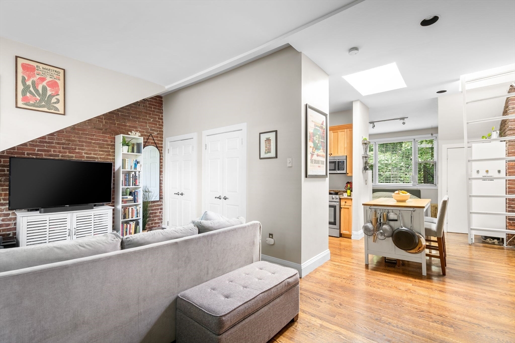 46 East Springfield Street, Unit 5 Boston, MA 02118 - Photo 14 of 28