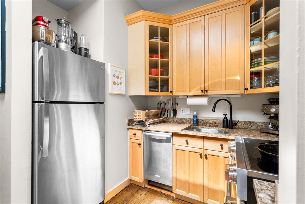 46 East Springfield Street, Unit 5 Boston, MA 02118 - Photo 18 of 28