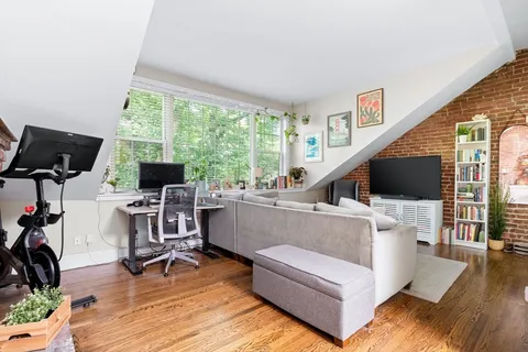$599,000 | 46 East Springfield Street, Unit 5, Boston, MA 02118