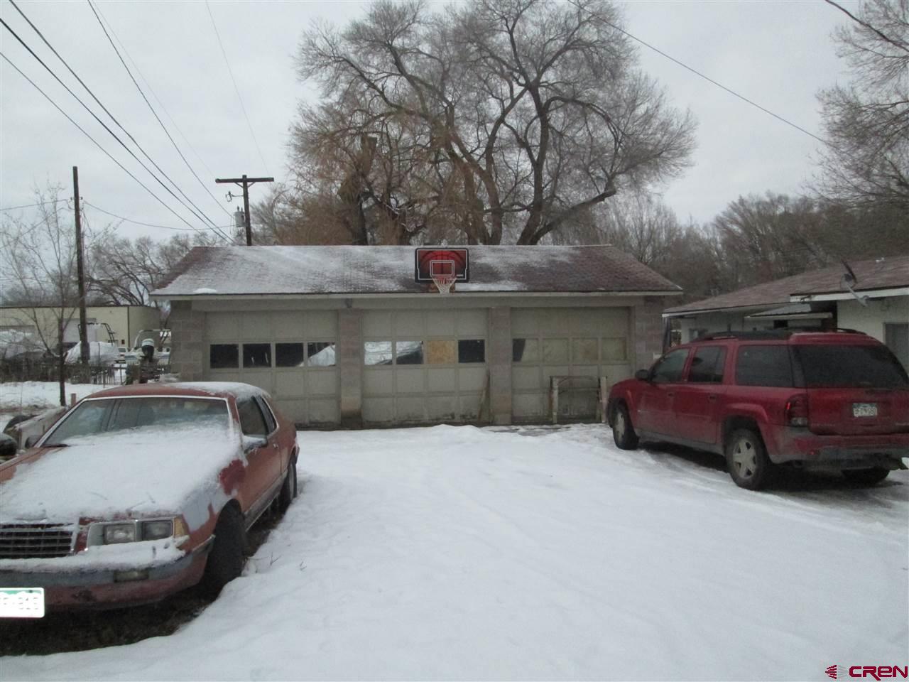 606 Spring Creek Road Montrose, CO 81403 - Photo 3 of 28 Gallery Image 3