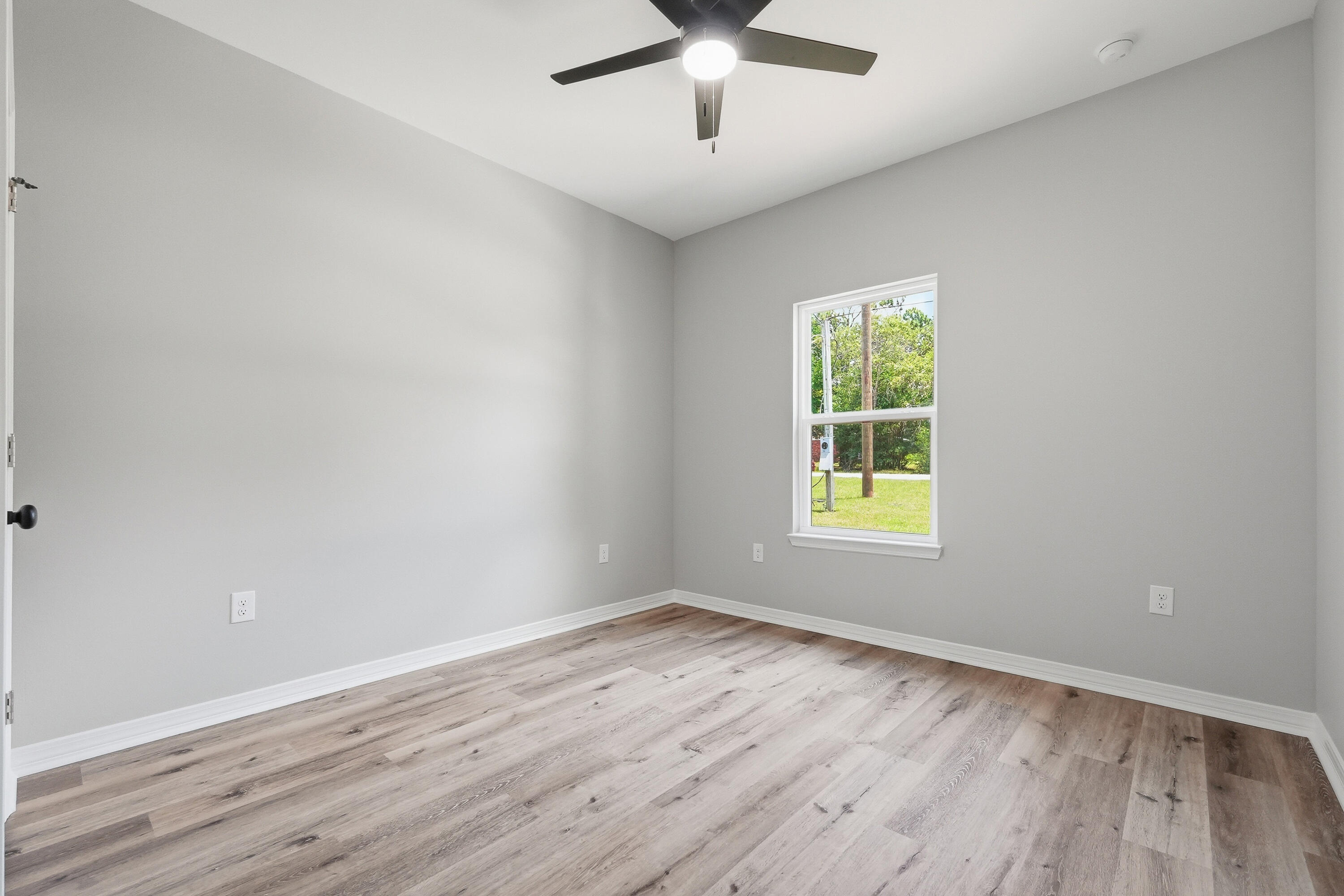 6140 Clover Street Crestview, FL 32539 - Photo 12 of 58 6140 clover st-11