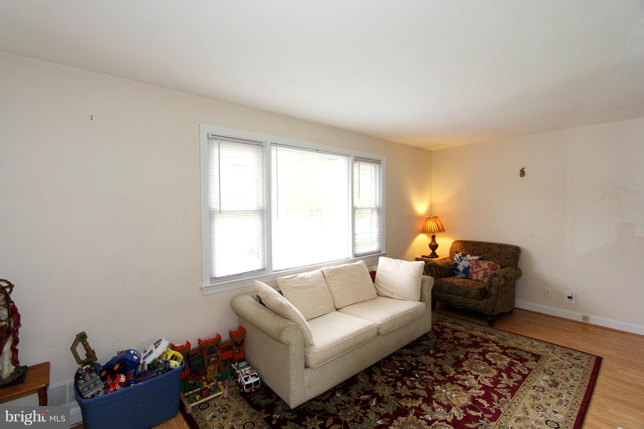 5903 Telegraph Road Alexandria, VA 22310 - Photo 14 of 24 Living Room 2