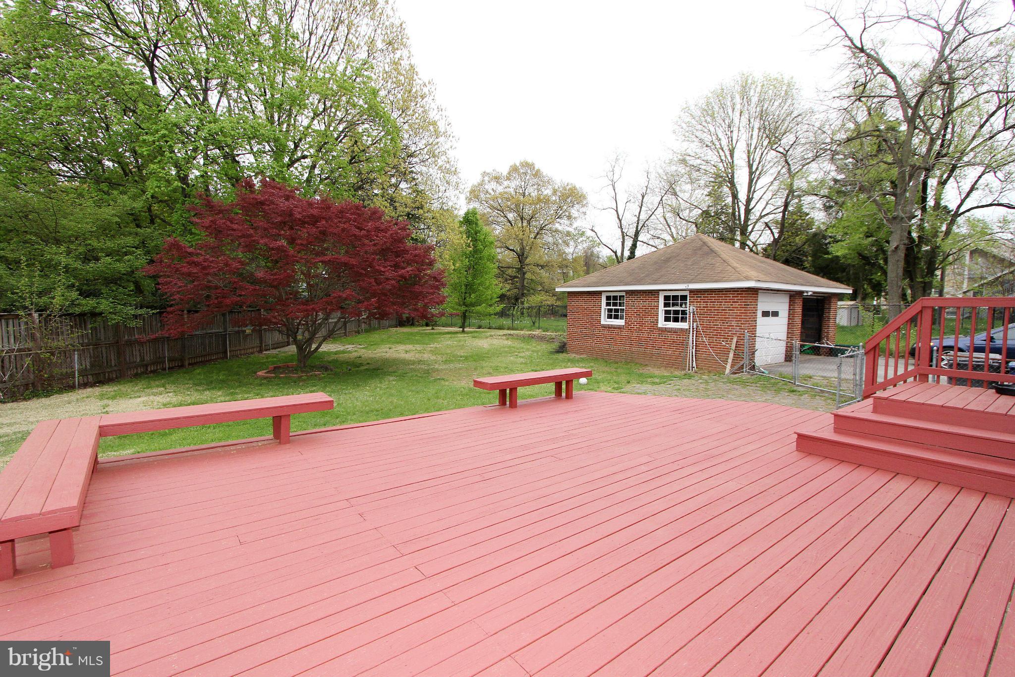 5903 Telegraph Road Alexandria, VA 22310 - Photo 4 of 24 Deck 2