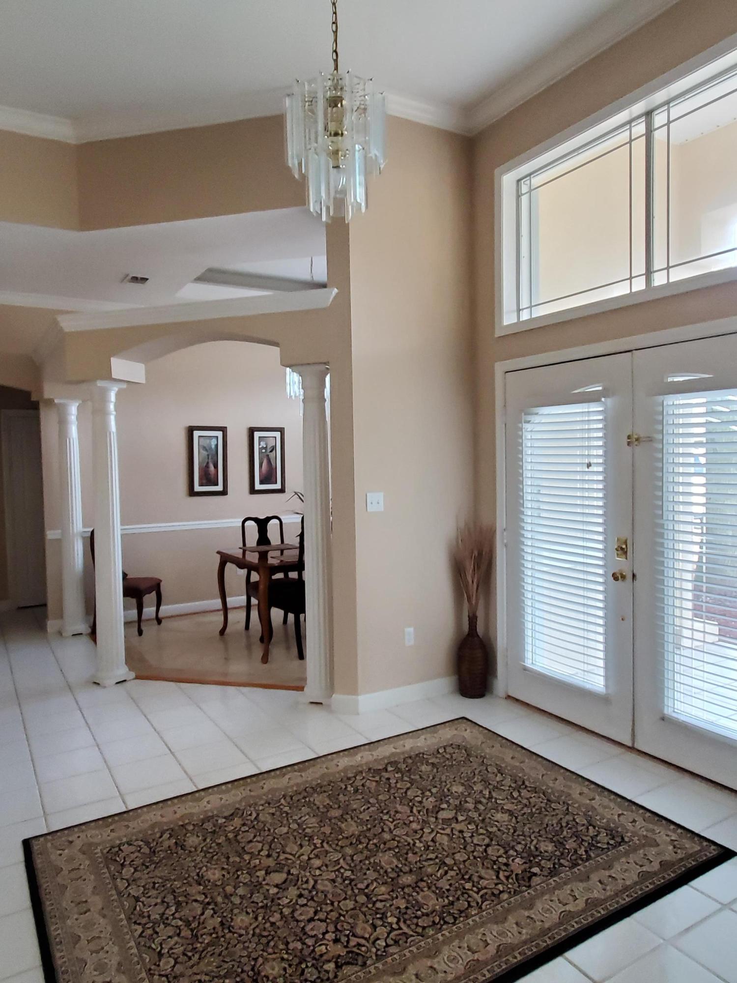 3911 Mesa Road Destin, FL 32541 - Photo 5 of 36 a living room with furniture