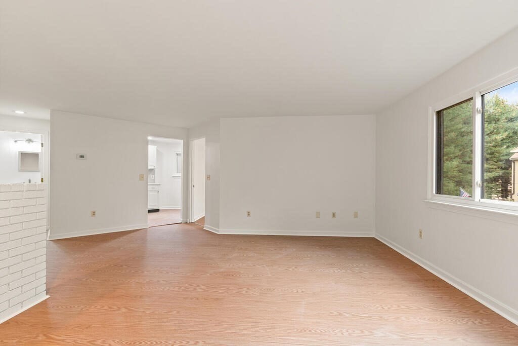 4 East Bluff Road, Unit 4 Ashland, MA 01721 - Photo 11 of 35 Gallery Image 11