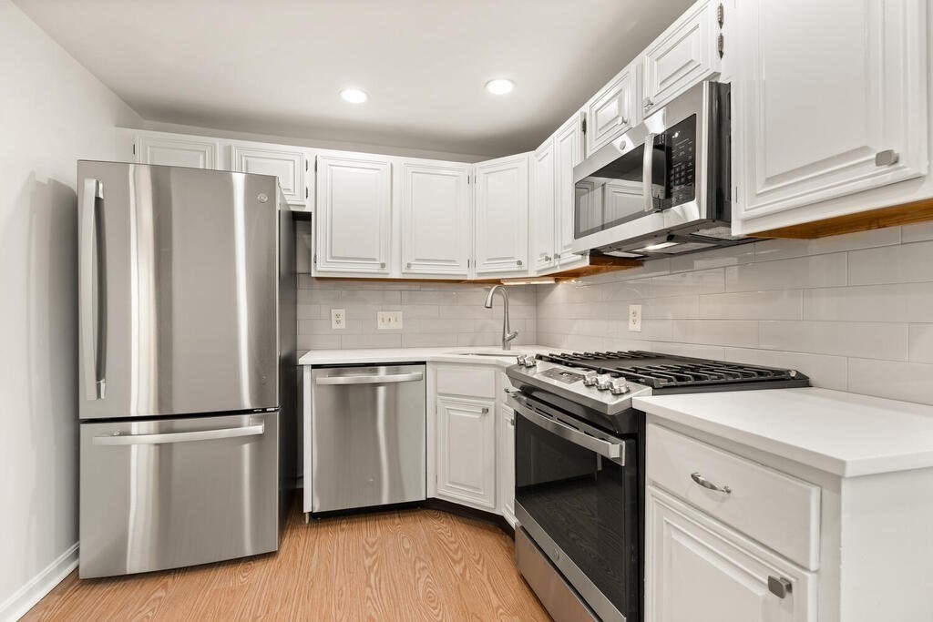 4 East Bluff Road, Unit 4 Ashland, MA 01721 - Photo 12 of 35 Gallery Image 12