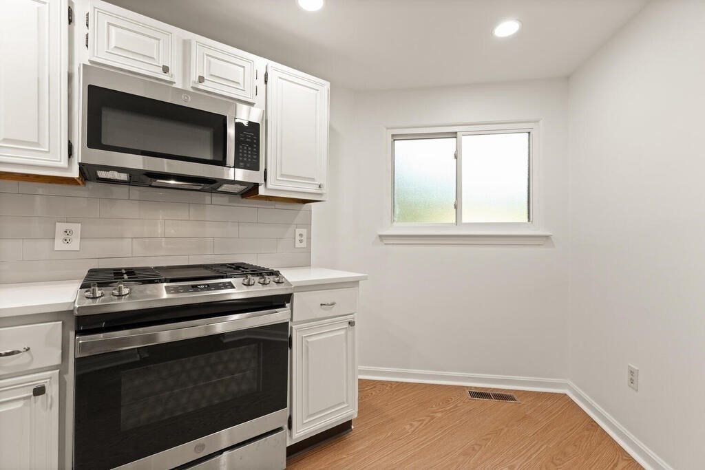 4 East Bluff Road, Unit 4 Ashland, MA 01721 - Photo 16 of 35 Gallery Image 16