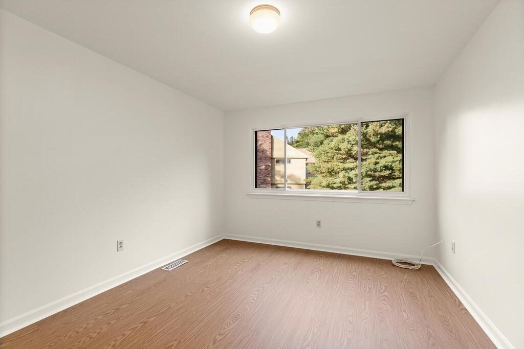 4 East Bluff Road, Unit 4 Ashland, MA 01721 - Photo 18 of 35 Gallery Image 18