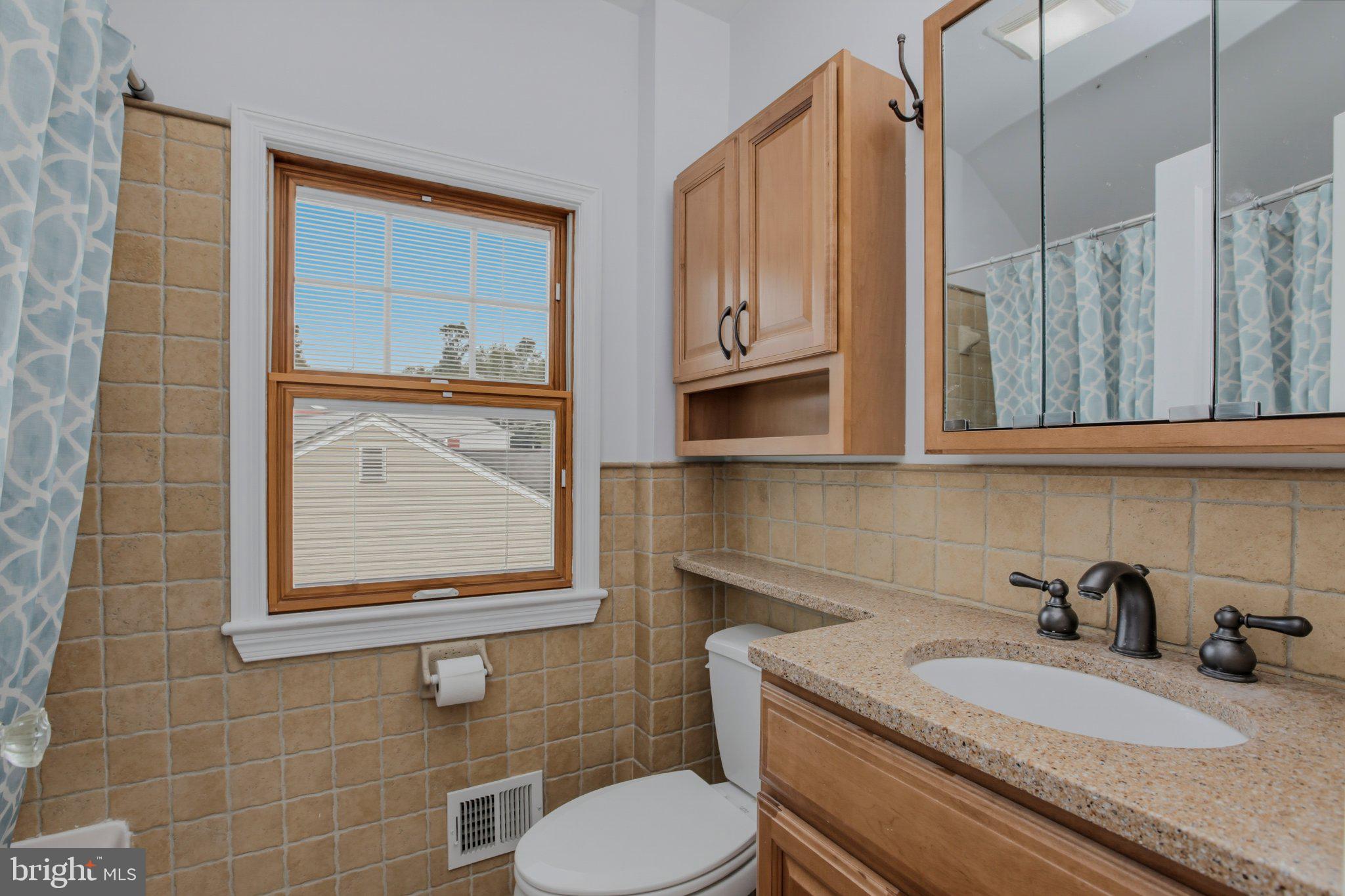 717 Mapleton Road Rockville, MD 20850 - Photo 20 of 33 Gallery Image 20