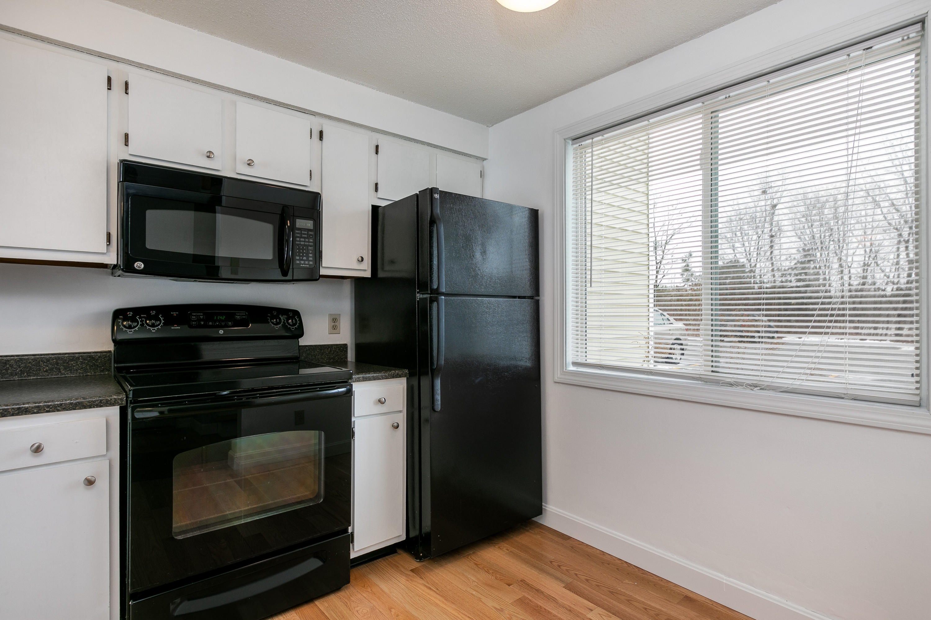 25 Lawrence Street, Unit 57 Westbrook, ME 04092 - Photo 11 of 14 25 Lawrence St Westbrook ME-print-011-02