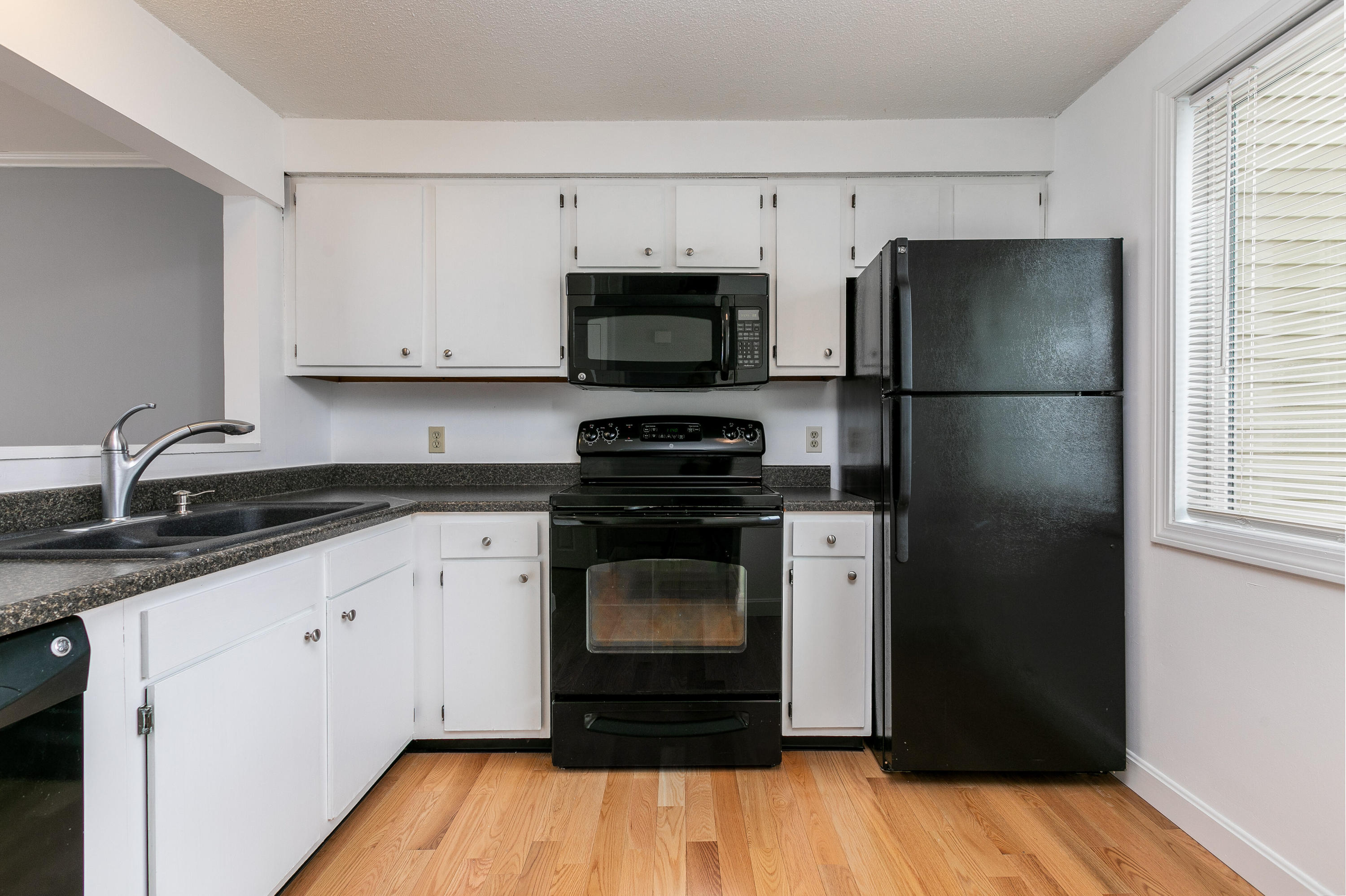25 Lawrence Street, Unit 57 Westbrook, ME 04092 - Photo 9 of 14 25 Lawrence St Westbrook ME-print-009-00