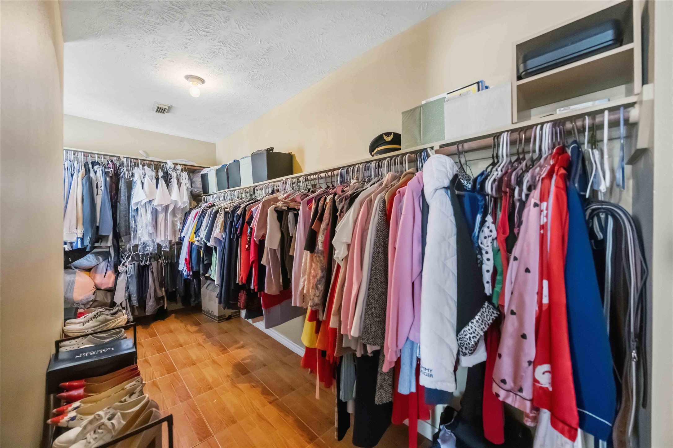 6802 Cheshire Park Road Houston, TX 77088 - Photo 15 of 26