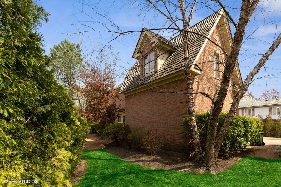 1032 Mar Ln Drive Lake Forest, IL 60045 - Photo 17 of 22 a view of a house with a yard